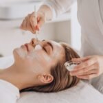 Passo a Passo Limpeza de Pele Profissional: Aprenda em Casa!