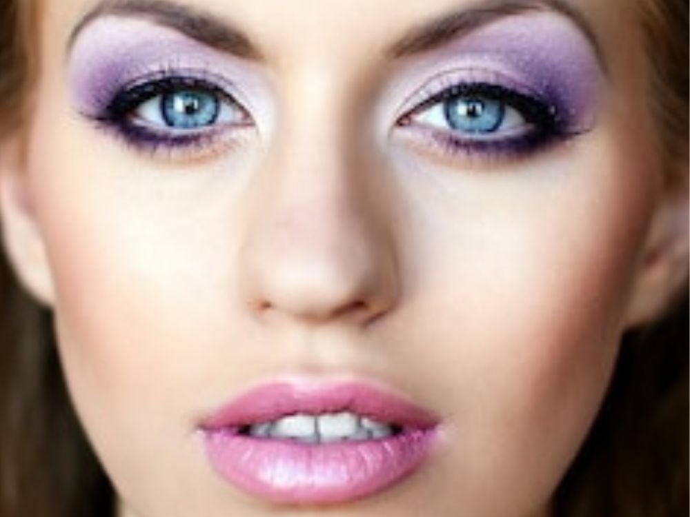 
Sombra-Roxa-A-Cor-de-Paleta-de-Sombras-do-Momento