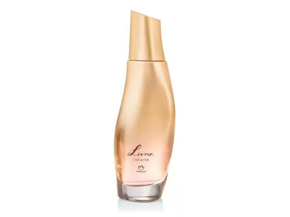 Presente-Dia-dos-Namorados-Melhores-perfumes-Natura Luna Radiante é uma fragrância que celebra a alegria e a luz interior da mulher. uma combinação vibrante de notas florais e frutadas, este perfume reflete a essência de uma feminilidade radiante e otimista, perfeita para iluminar qualquer momento