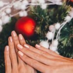 Ideias-de-Unhas-Chiques-e-Elegantes Imagem: unha elegantes para o natal de 2025
